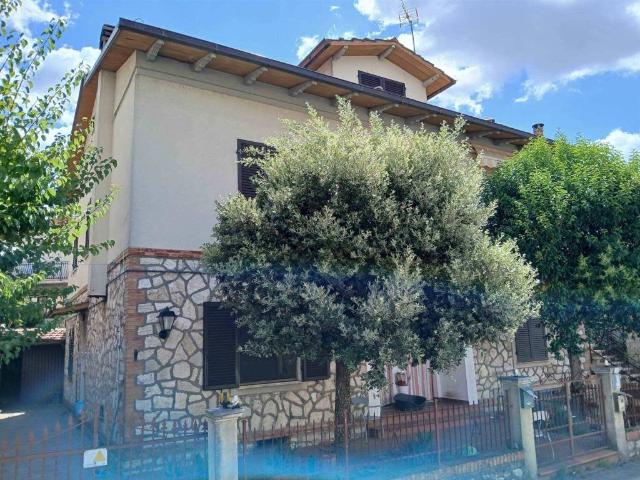 Appartamento in vendita a Pieve Di Sinalunga, Toscana