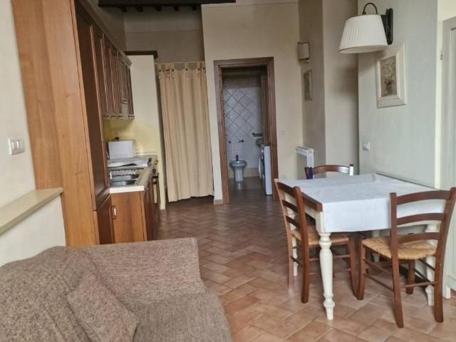 Appartamento in vendita a Sinalunga, Siena