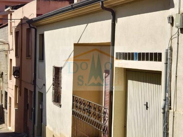 Appartamento in vendita a Centro Storico, Capo Comino