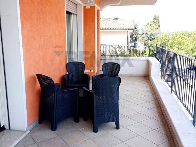 Appartamento in vendita a Sirmione, Lombardia