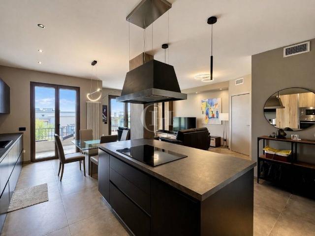 Appartamento in vendita a Sirmione, Lombardia