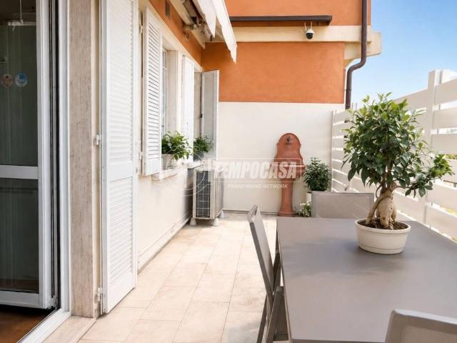 Appartamento in vendita a Lugana, Sirmione
