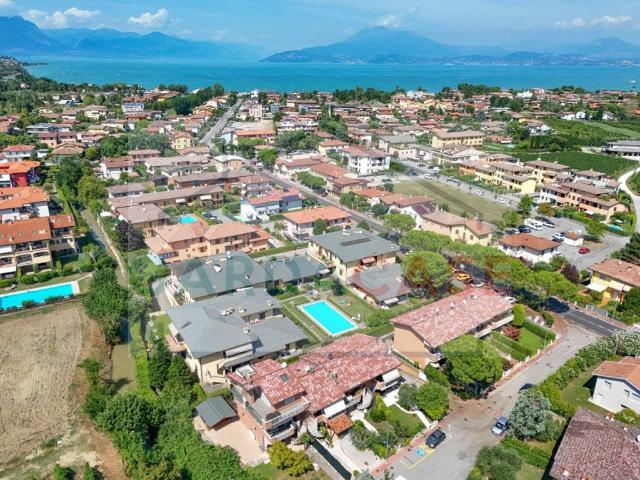 Appartamento in vendita a Lugana, Sirmione