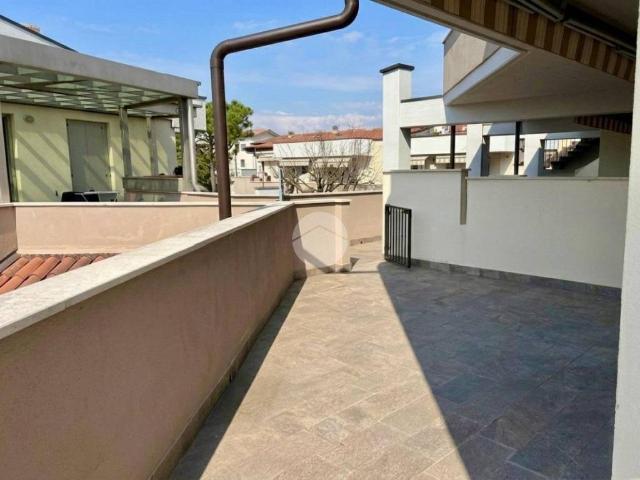 Appartamento in vendita a Lugana, Sirmione