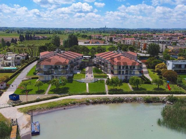 Appartamento in vendita a Lugana, Sirmione