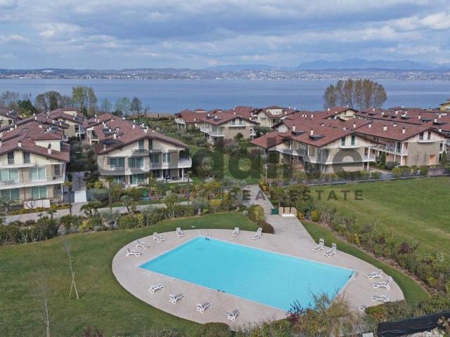 Appartamento in vendita a Sirmione, Lombardia