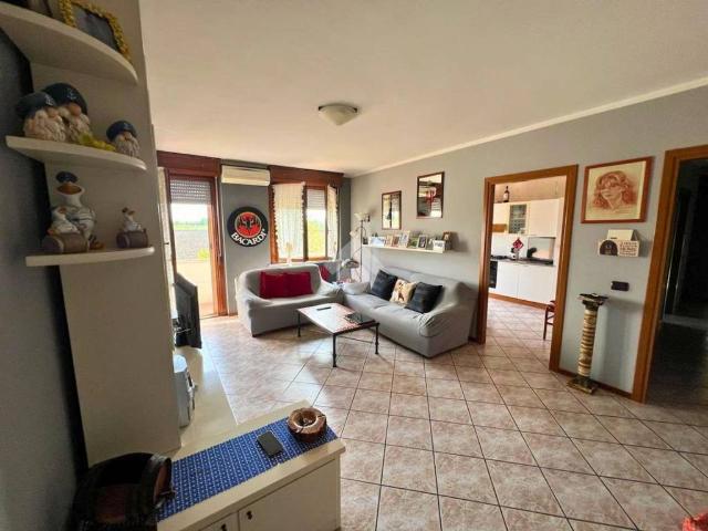 Appartamento in vendita a Coltaro, Parma