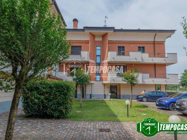 Appartamento in vendita a Siziano, Lombardia