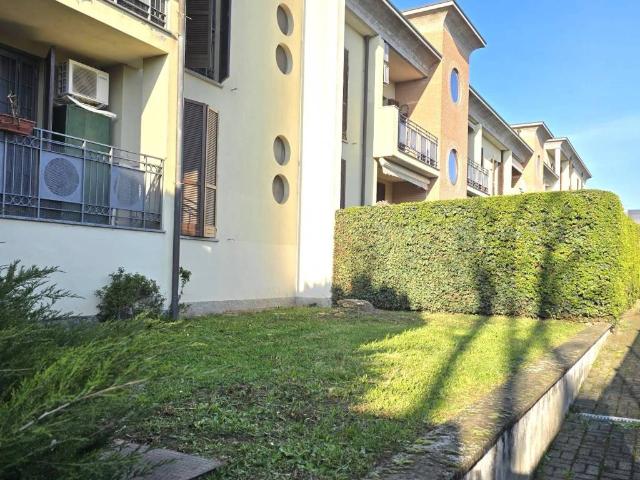 Appartamento in vendita a Siziano, Lombardia