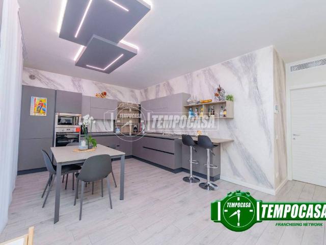 Appartamento in vendita a Siziano, Lombardia