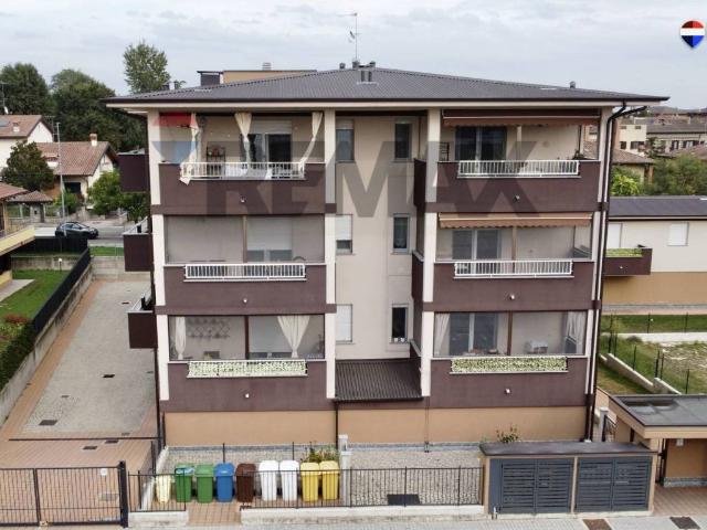 Appartamento in vendita a Siziano, Lombardia