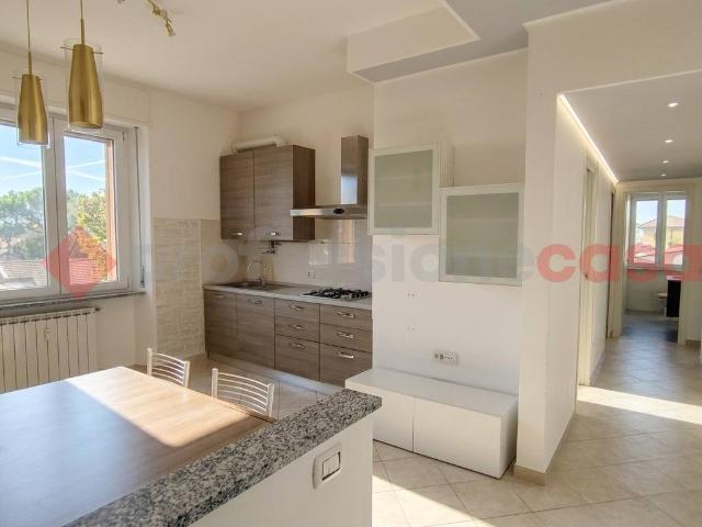 Appartamento in vendita a Siziano, Lombardia