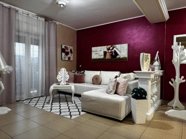 Appartamento in vendita a Solarino, Sicilia