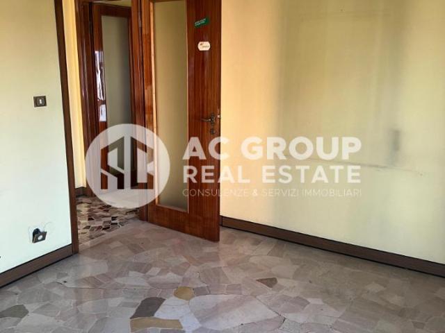Appartamento in vendita a Solaro, Lombardia