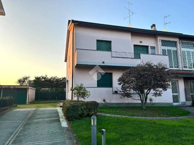 Appartamento in vendita a Solaro, Lombardia