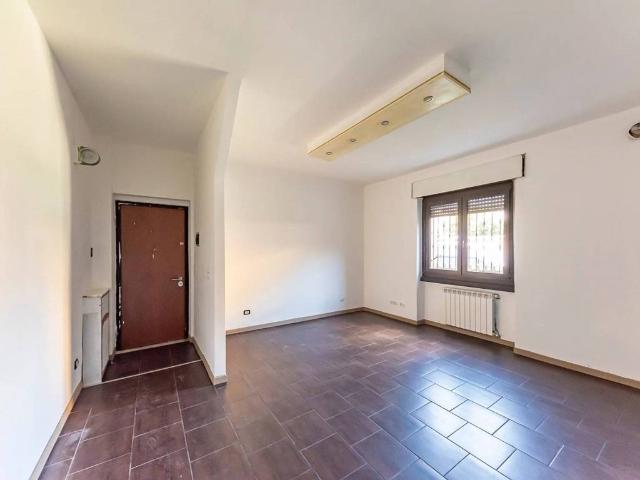 Appartamento in vendita a Solaro, Lombardia
