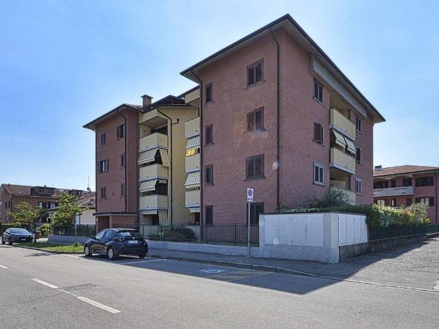 Appartamento in vendita a Solaro, Lombardia