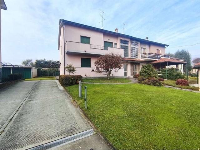 Appartamento in vendita a Solaro, Lombardia