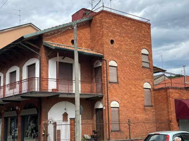 Appartamento in vendita a Solaro, Lombardia