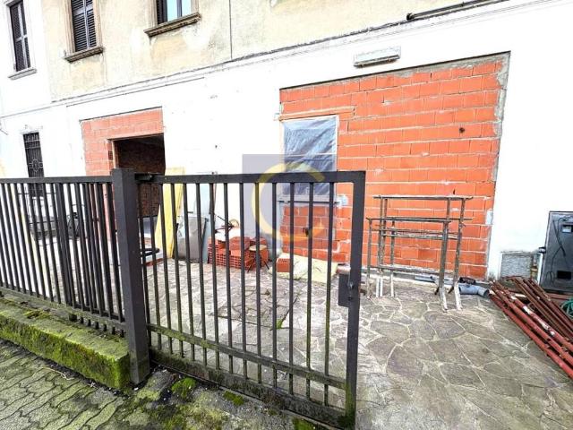 Appartamento in vendita a Solaro, Lombardia