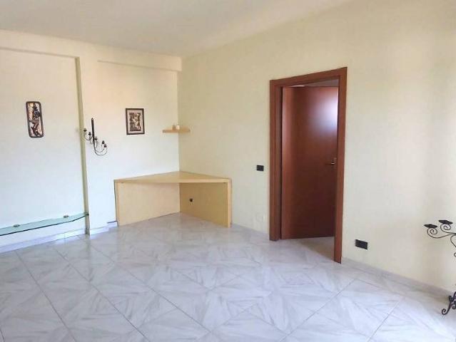 Appartamento in vendita a Solaro, Milano