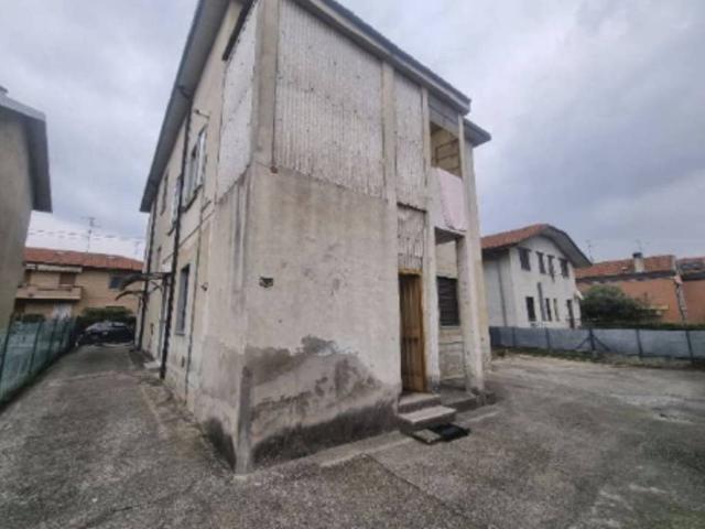 Appartamento in vendita a Villaggio Brollo, Solaro