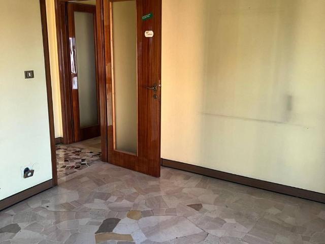 Appartamento in vendita a Solaro, Lombardia