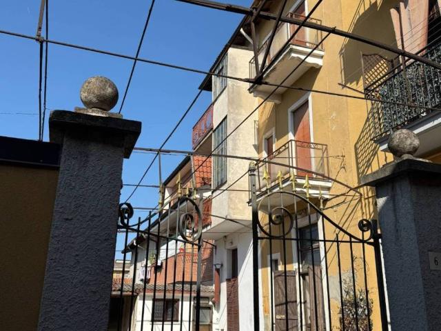 Appartamento in vendita a Solaro, Lombardia