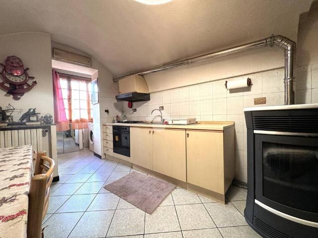 Appartamento in vendita a Soldano, Liguria