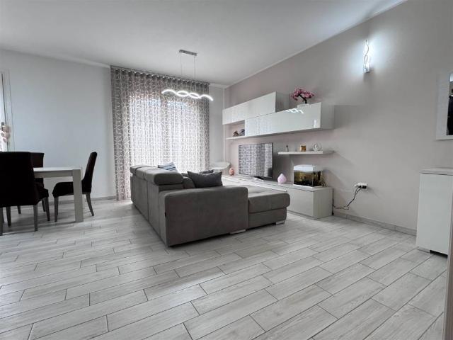 Villa Schiera in vendita a Solesino, Veneto