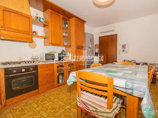 Appartamento in vendita a Soliera, Modena