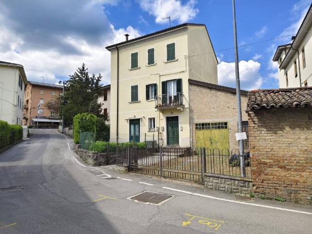 Appartamento in vendita a Solignano, Parma