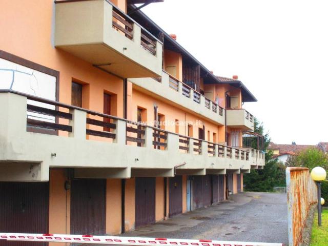 Appartamento in vendita a Solto Collina, Lombardia