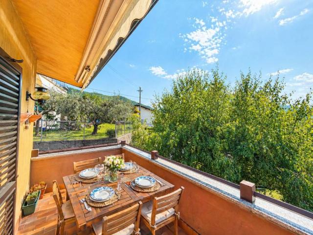 Appartamento in vendita a Solto Collina, Lombardia
