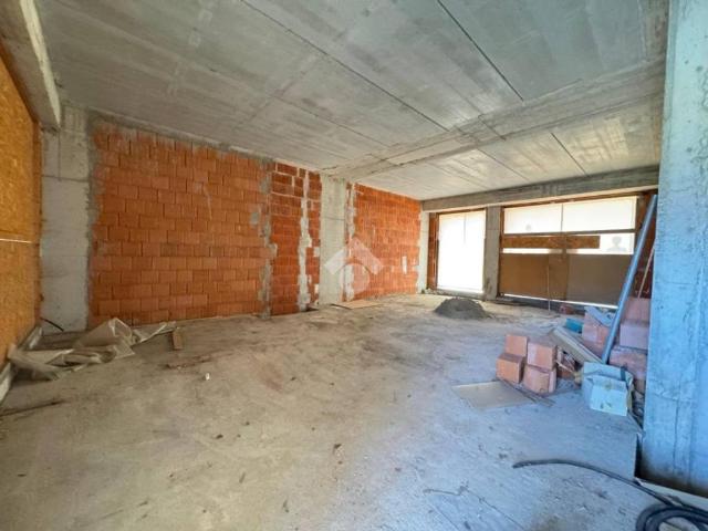 Appartamento in vendita a Solto Collina, Lombardia