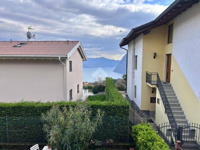 Appartamento in vendita a Solto Collina, Lombardia