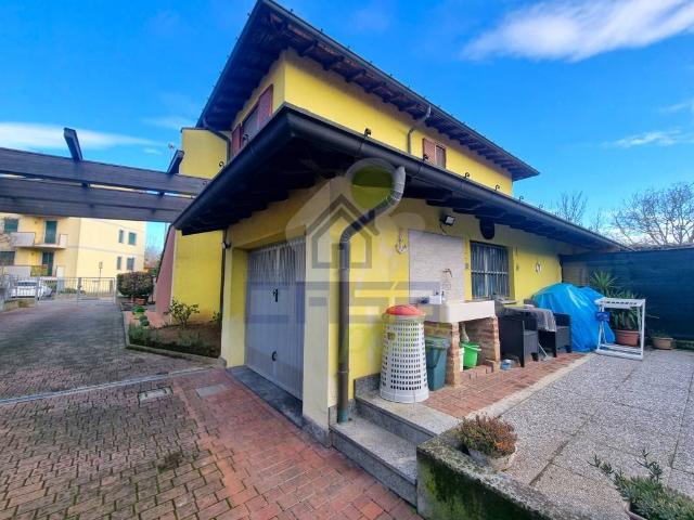 Appartamento in vendita a Somaglia, Lodi