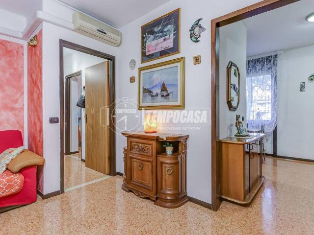 Appartamento in vendita a Mezzana, Somma Lombardo