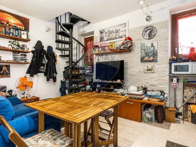 Appartamento in vendita a Somma Lombardo, Lombardia