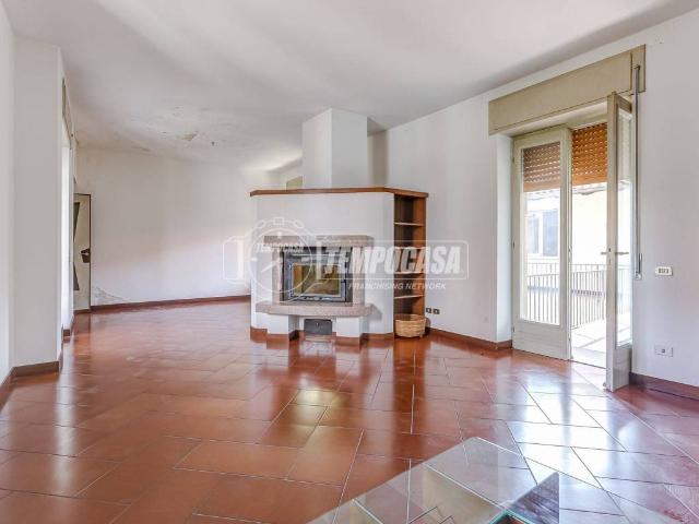 Appartamento in vendita a Mezzana, Somma Lombardo