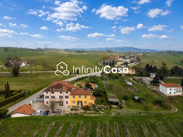 Appartamento in vendita a Sommacampagna, Veneto
