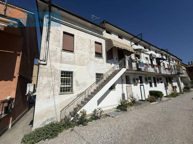 Appartamento in vendita a Sommacampagna, Verona