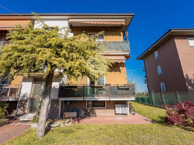 Appartamento in vendita a Sommacampagna, Veneto