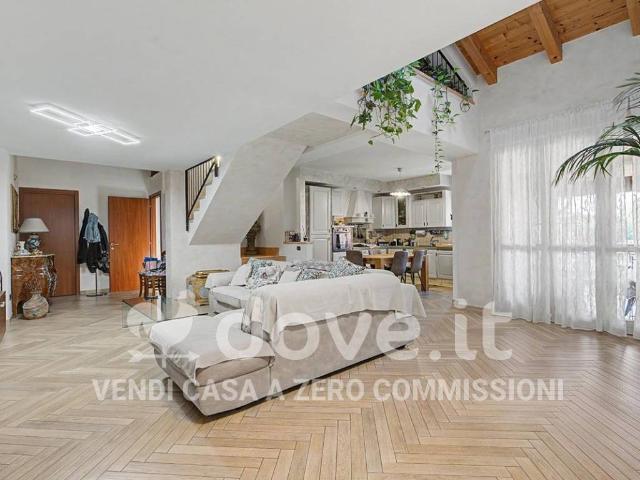 Appartamento in vendita a Sommacampagna, Veneto