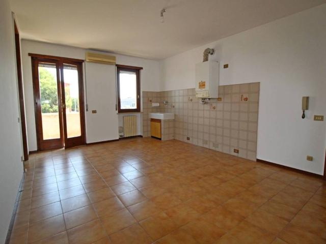 Appartamento in vendita a Sommacampagna, Veneto
