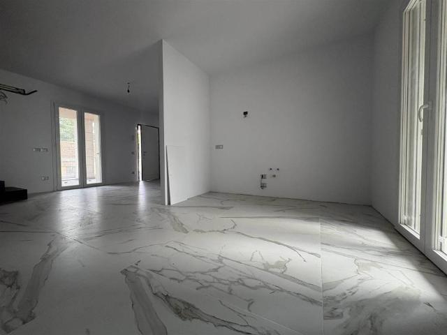 Appartamento in vendita a Sona, Veneto