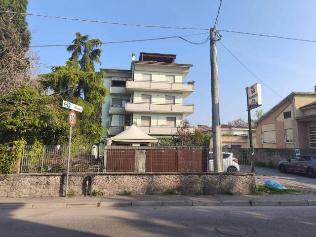 Appartamento in vendita a Sona, Veneto