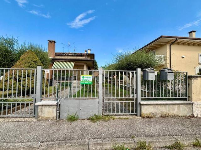 Appartamento in vendita a Mancalacqua, Sona