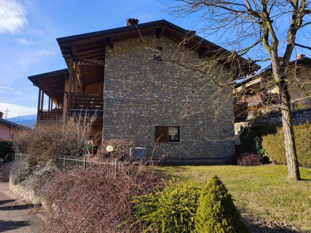 Appartamento in vendita a Songavazzo, Lombardia