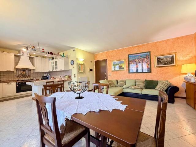 Appartamento in vendita a Songavazzo, Lombardia
